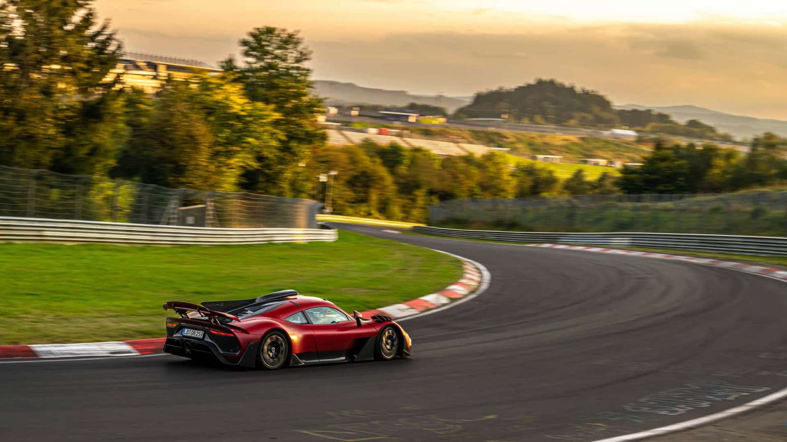 Η Mercedes-AMG One έκανε νέο ρεκόρ στο Ring